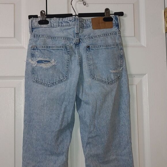 Denim & Denim light washed boyfriend low waist distress jeans Sz 2 - Picture 7 of 9